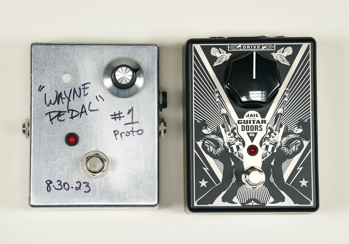 UpszingGear_MXR_ Jail Guitar Doors