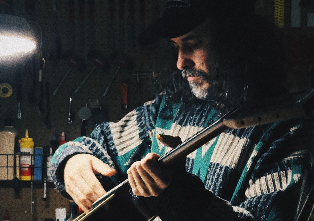 UpsizingGear_Kikic Guitars van reparatie tot unieke custom gitaren