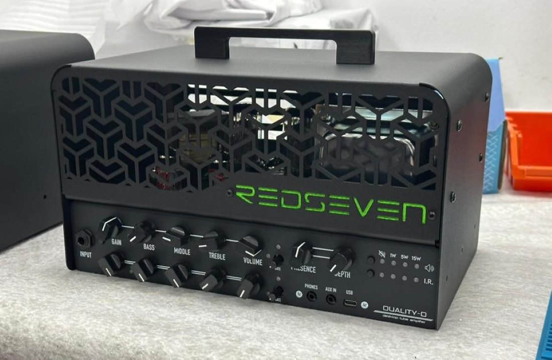 RedSeven introduceert Duality-D buizenversterker