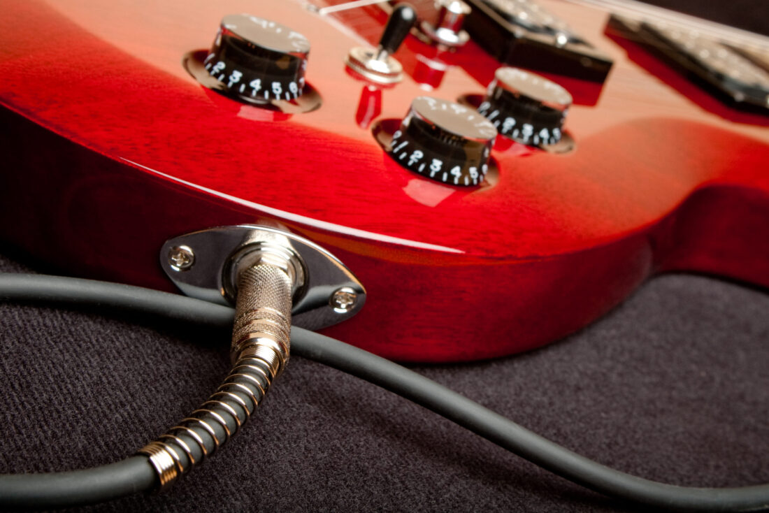 Waarom Veel Gitaristen Té Veel Gain Gebruiken (En Hoe Je Waarom Veel Gitaristen Té Veel Gain Gebruiken (En Hoe Je Beter Kunt Klinken)Beter Kunt Klinken)