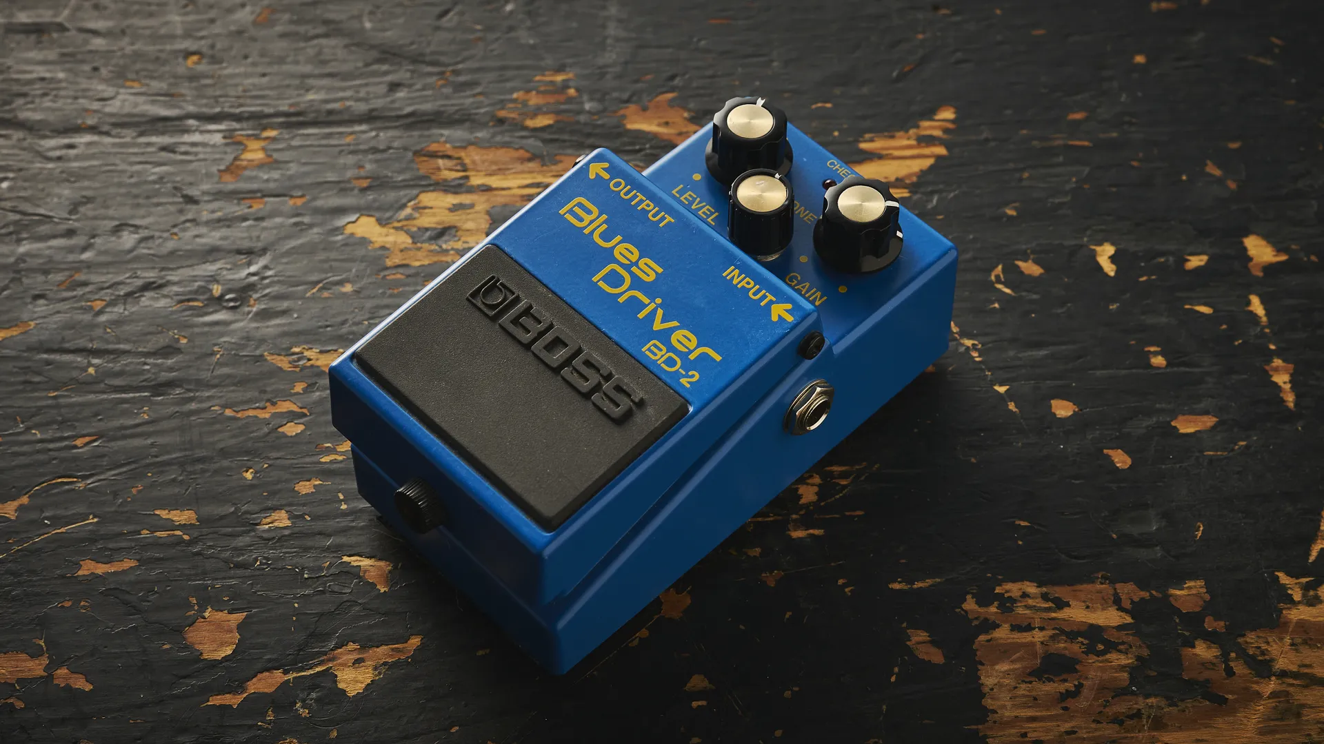 Boss BD-2 Blues Driver review waarom deze klassieker veel duurdere pedalen uitdaagt
