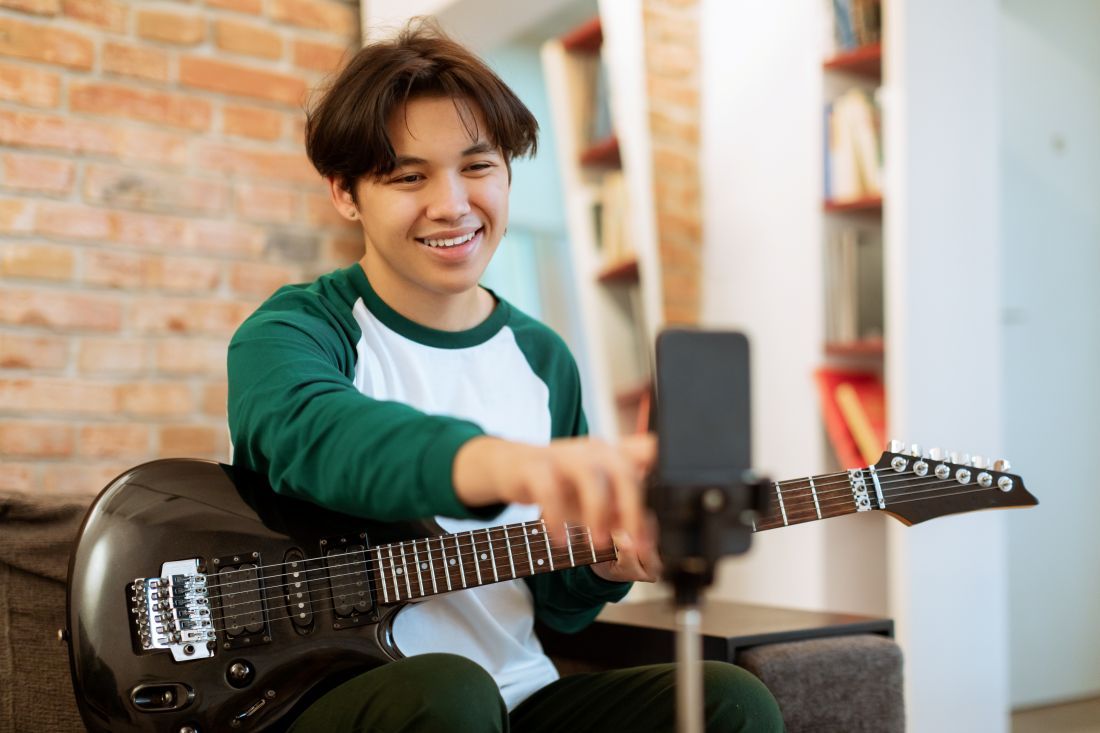 Eigen YouTube-kanaal beginnen als gitarist? Zo bouw je stap voor stap je publiek op
