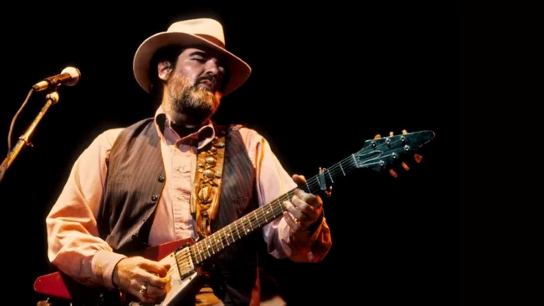 UpsizingGear_De Gibson Flying V van vreemd ontwerp naar gitaaricoon