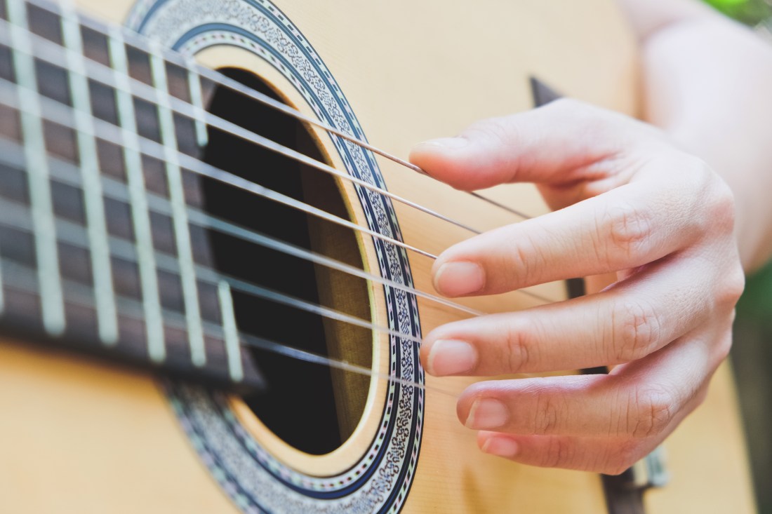 UpsizingGear_Gitaar stemmen op gehoor waarom is dat nog steeds nuttig